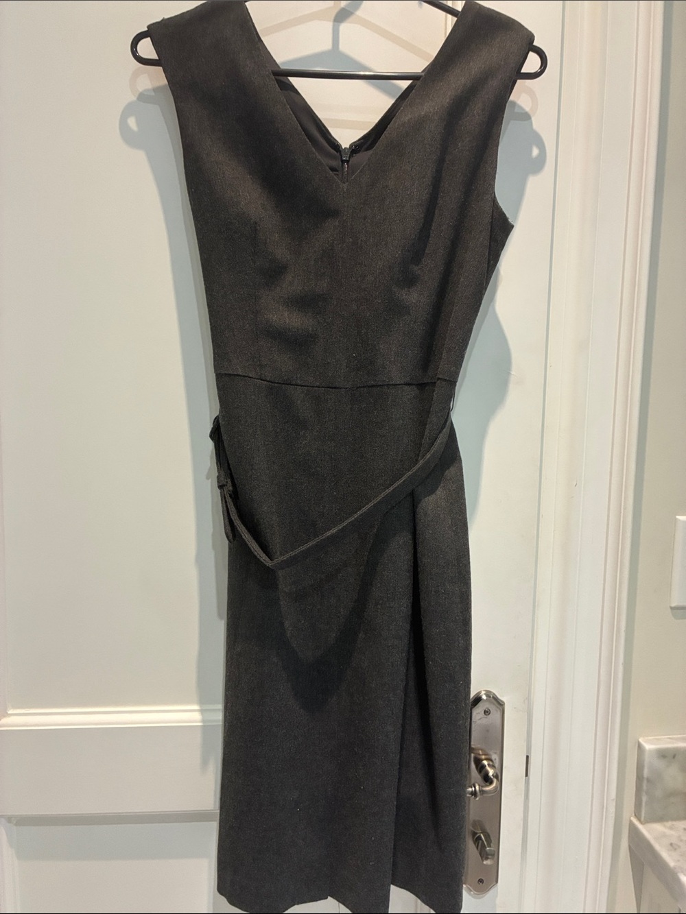 BANANA REPUBLIC Charcoal Gray Wool Blend Belted Sheath Dress 6 👵MT